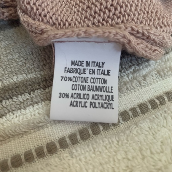 Woven tank ❤️ - Picture 5 of 5